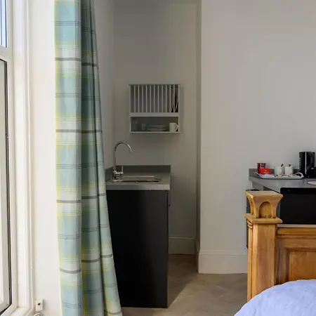 The Sandbeck, Grosmont * Γουίτμπι